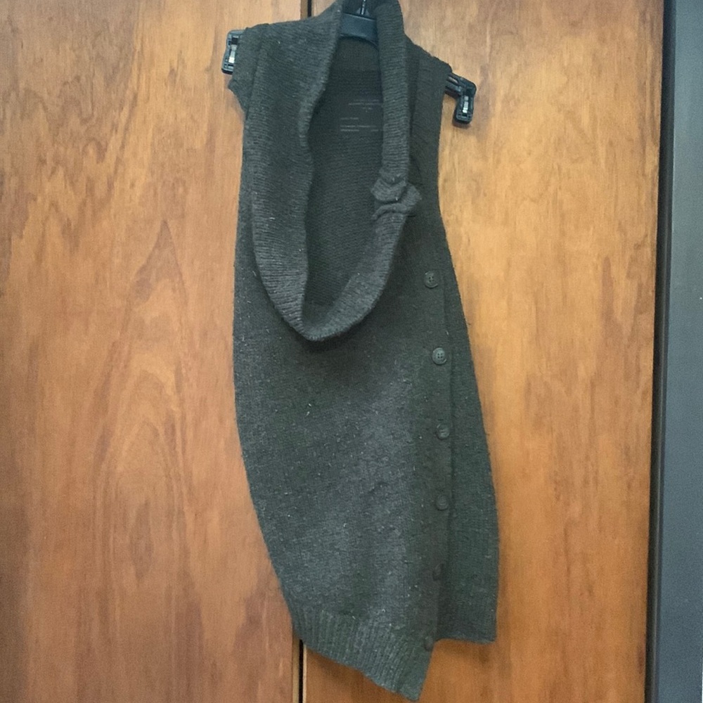 Allsaints Spitalfields vest
